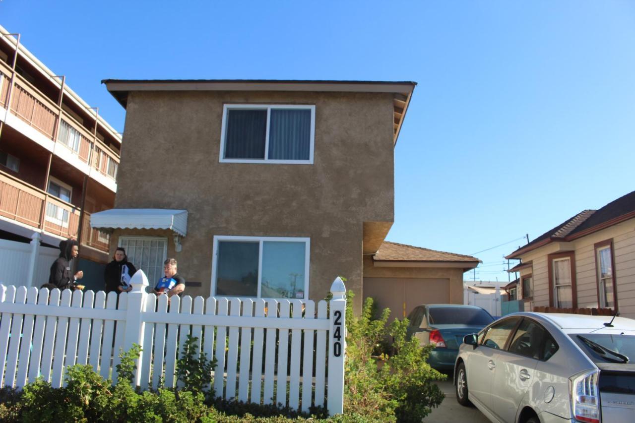 240 Usc Turquoise House Bed & Breakfast Los Angeles Bagian luar foto